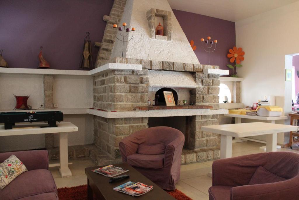 Hotel Le Couloubrier Le Muy Dış mekan fotoğraf