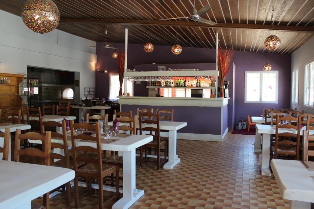 Hotel Le Couloubrier Le Muy Dış mekan fotoğraf