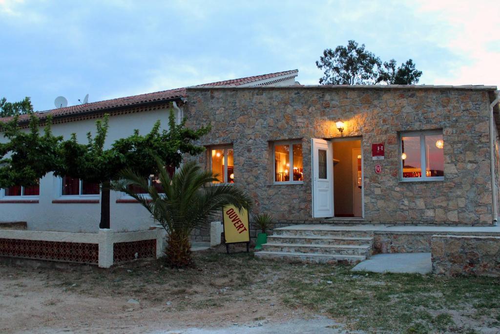 Hotel Le Couloubrier Le Muy Dış mekan fotoğraf